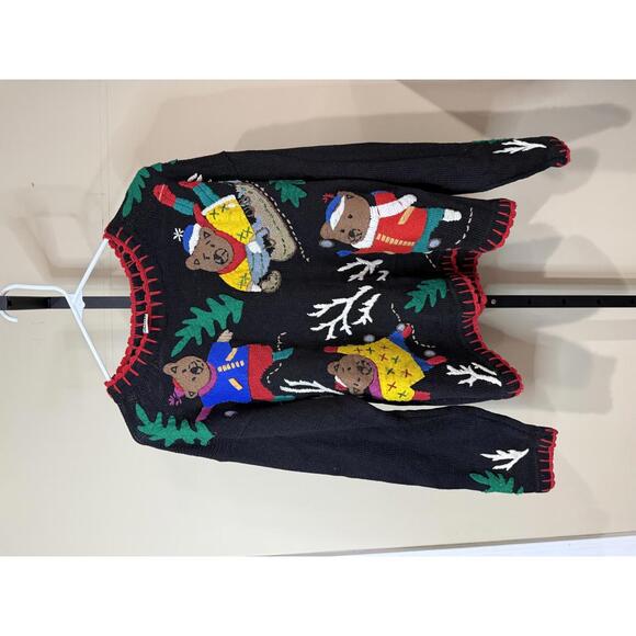 Red Camel Sweaters - Winter Christmas Holiday Large Black Knit Sweater with Bear and Winter Motif